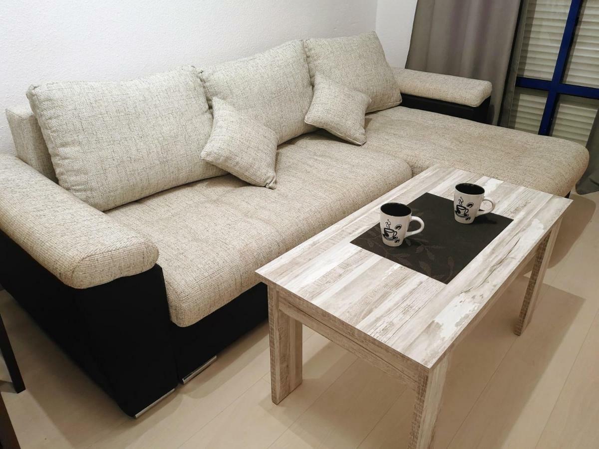 Blue Sea Apartment Torrevieja Exterior photo