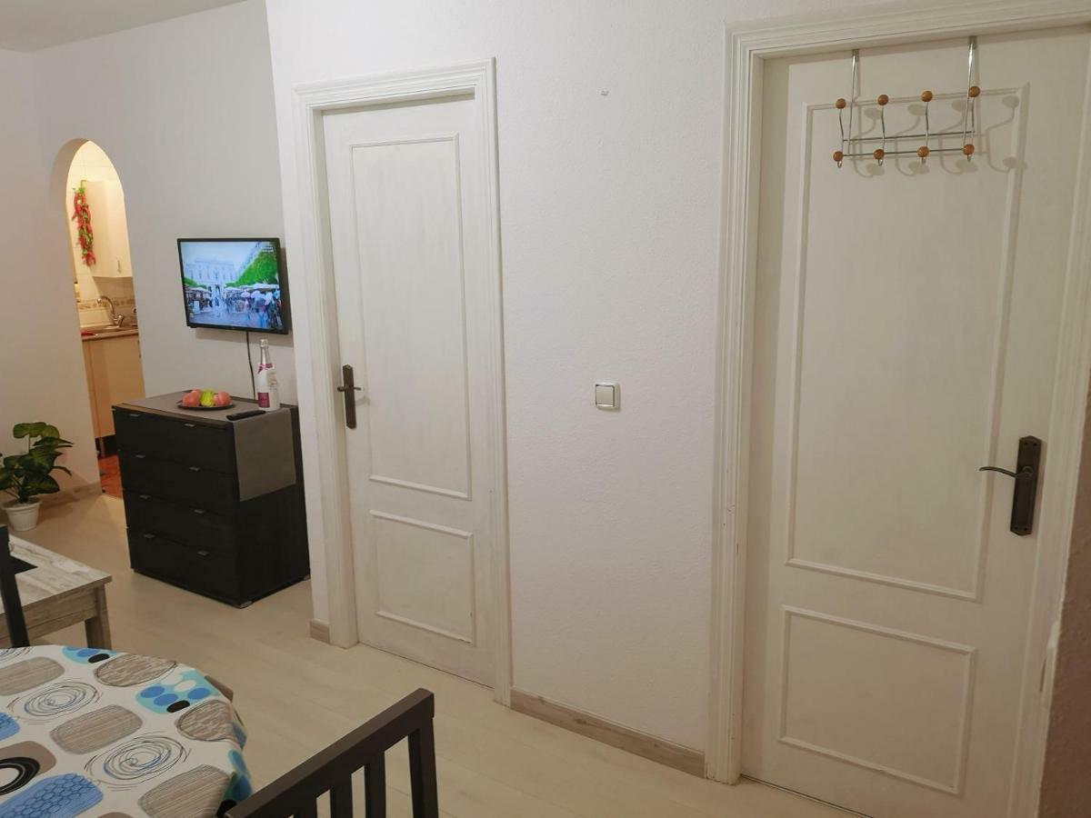 Blue Sea Apartment Torrevieja Exterior photo