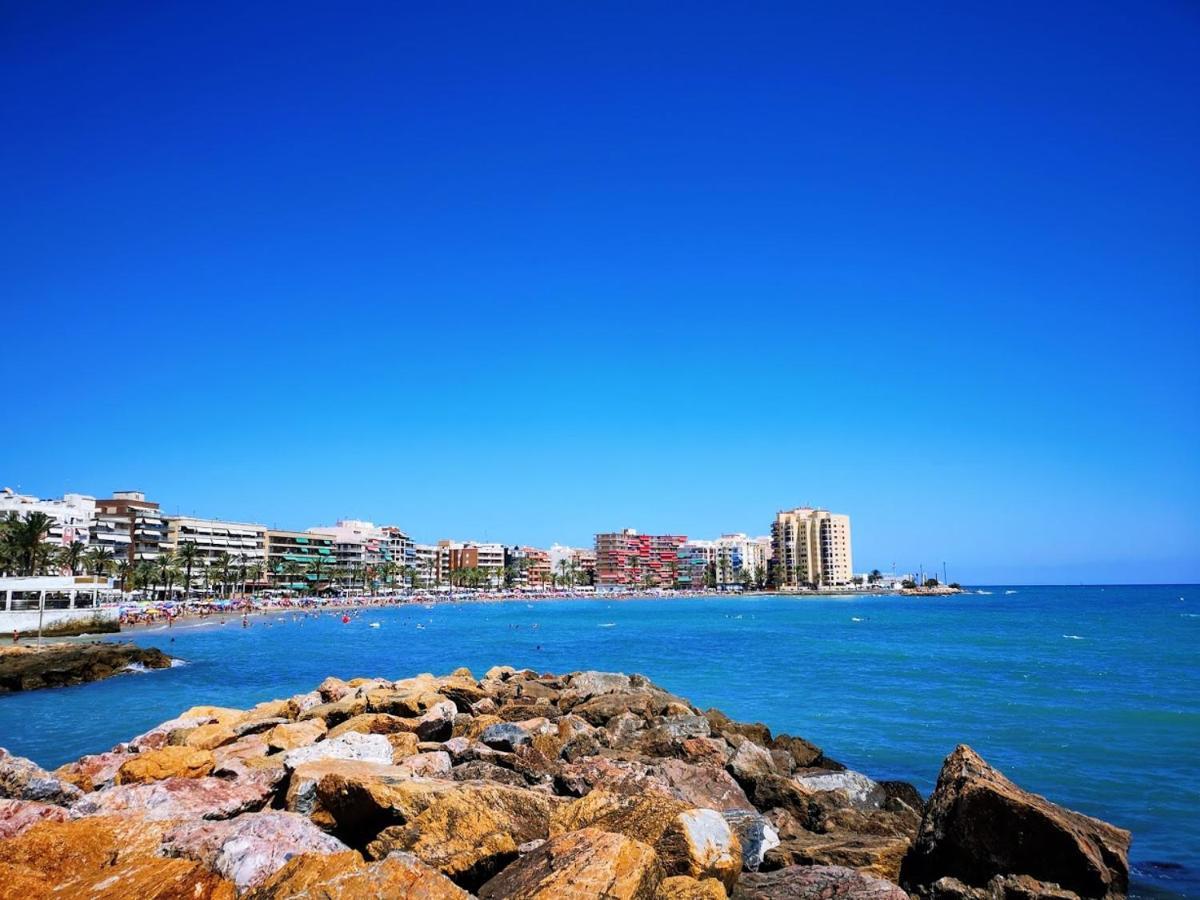 Blue Sea Apartment Torrevieja Exterior photo
