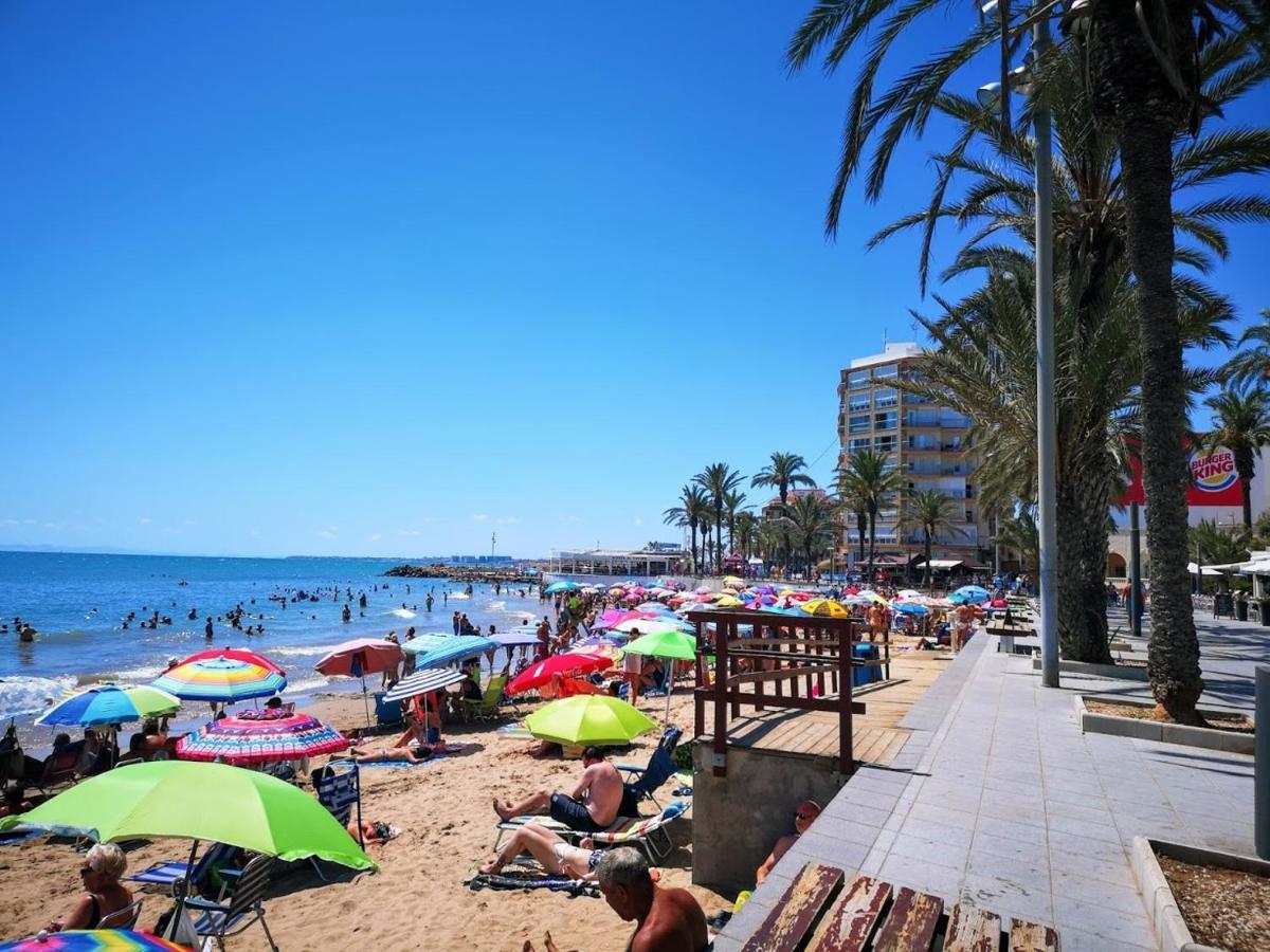 Blue Sea Apartment Torrevieja Exterior photo